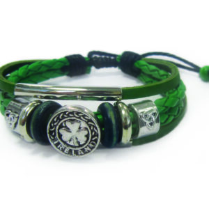 Shamrock/Trinity Button Leather Bracelet Green